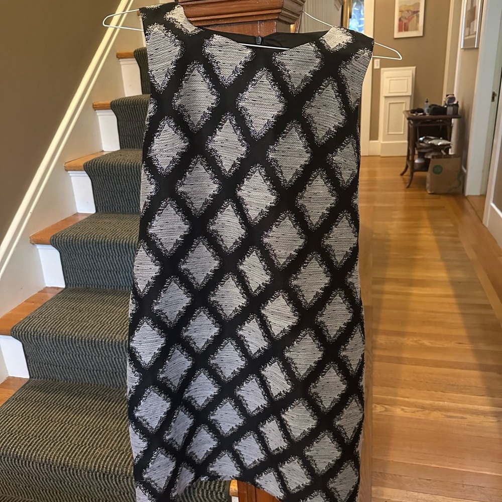 Scarpa Black and White Mini Dress Knee-Length Sleeveless for Night Out